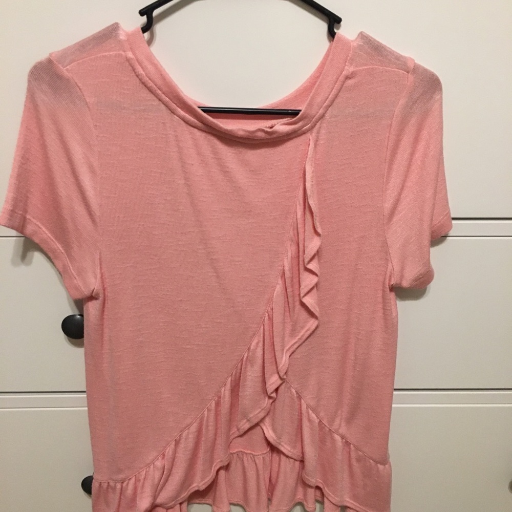 Copper Key Ruffle Back shirt - Picture 2 of 2